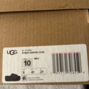 Brand new Authentic Ugg Slipper. So Clean Cut.